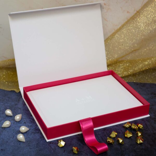 Pokloni 151 Bijelo-roza A5 Poklon kutija - odmah dostupno