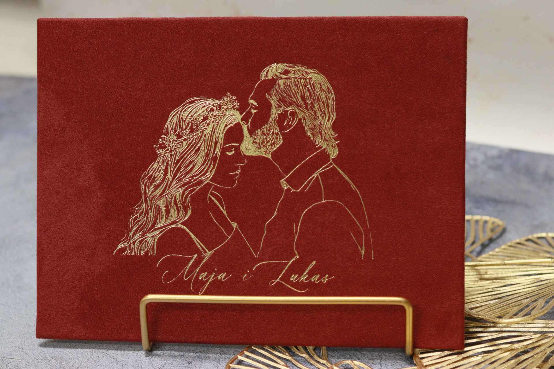 Personalizirani Plakat na Baršunu – Luksuzni Dodir Elegancije 1 plakat na baršunu, personalizirani plakat, plakat iz fotografije, line art 2