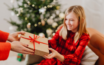 Personalizirani pokloni za Božić – ideje koje pogađaju ravno u srce